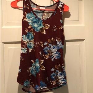 Medium Lularoe Tank Top